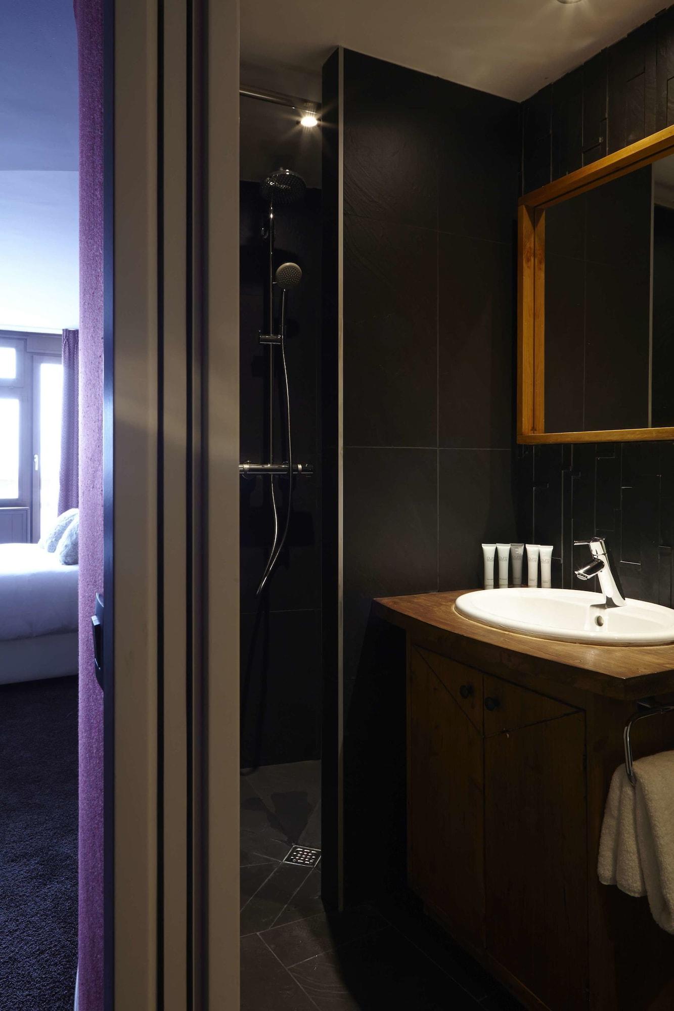 Des Dromonts By Sowell Collection Avoriaz